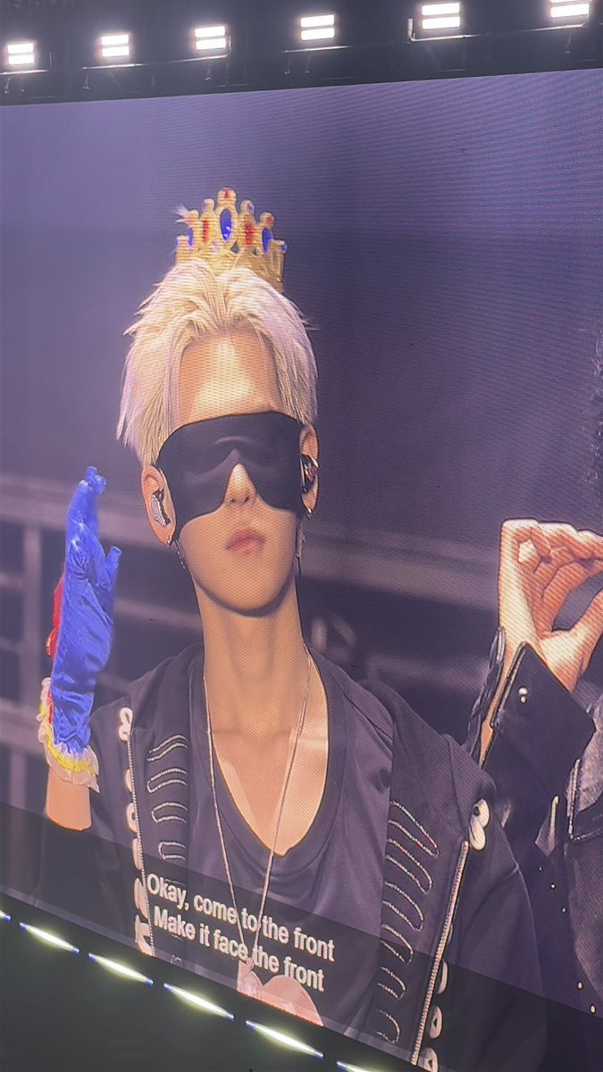 wxiting4u's tweet photo. TREASURE THE STAGE 2026 NEW WAV : LIVE IN SEOUL

화정 체육관에 요조 사토루 뭔데

#트레저 #트레저팬콘 #첫콘 https://t.co/bbteP2nTL2