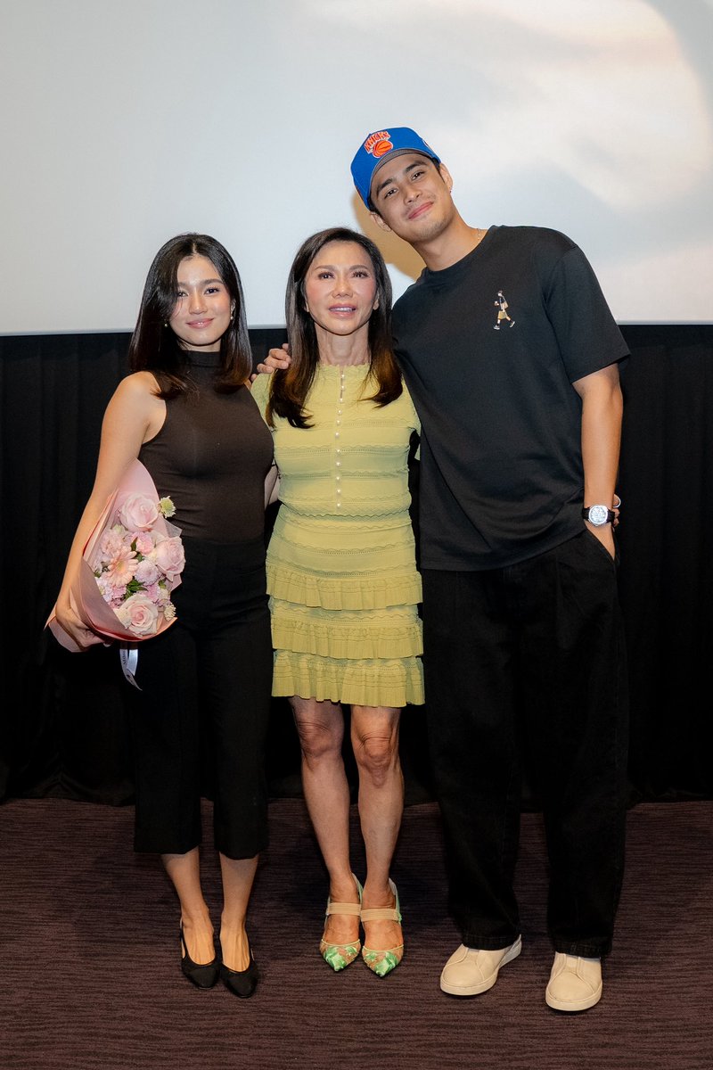 belobeauty's tweet photo. A special blockscreening for our Belo Babies @donnypangilinan and @bellemariano02 for their newest film, Tayo Sa Wakas! 🍿🎬

Such an amazing film. We’re so proud of you! 🩷 https://t.co/GKMPkQNqEC