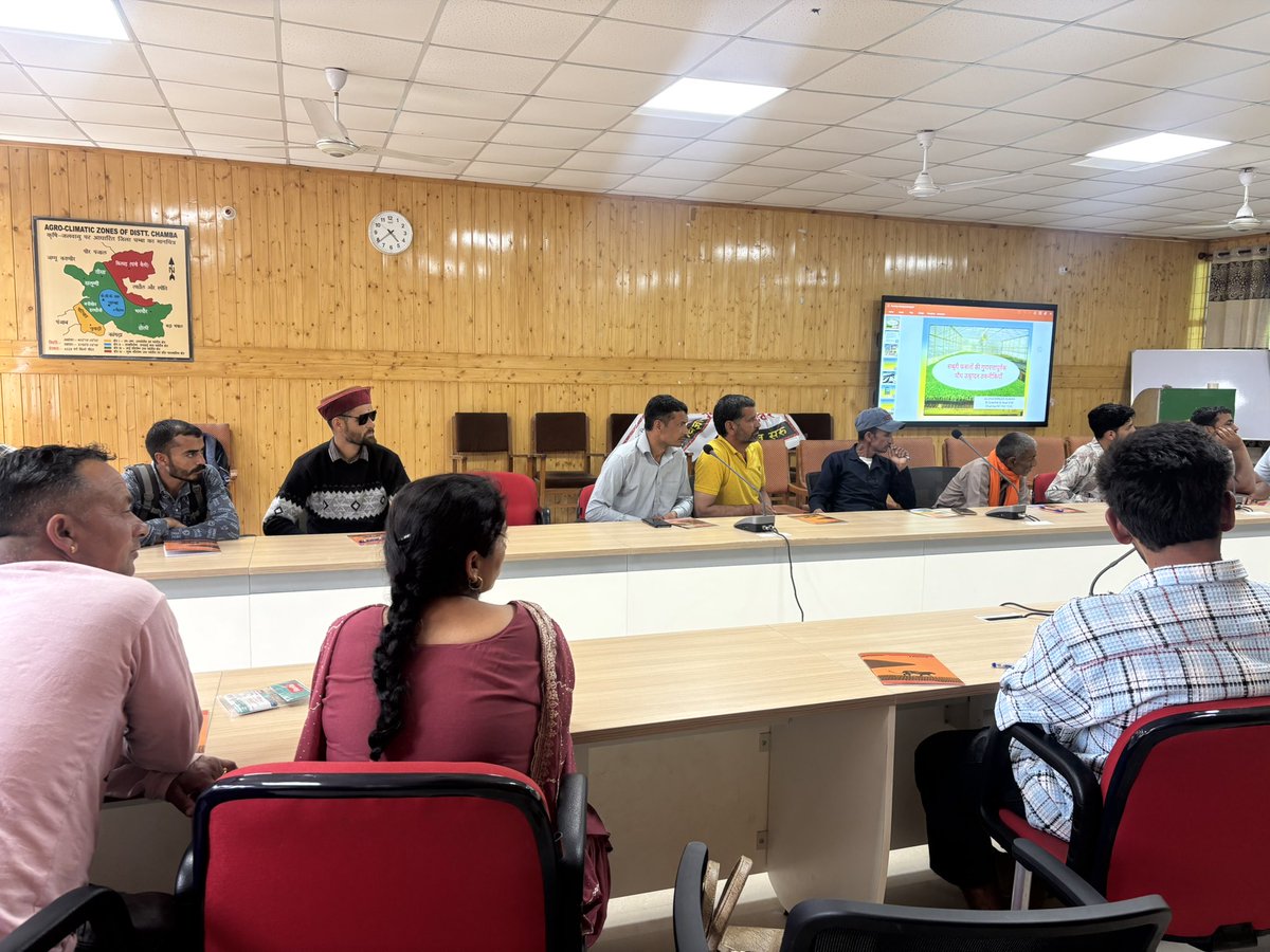 ChambaKVK's tweet photo. One day capacity building training on vegetable production techniques @icarindia @atari1icar @PMOIndia @ChouhanShivraj @rahuldhi_man @DCChamba @Nauniuniversity #nauniuniversity #icar https://t.co/znxPsEvpNw