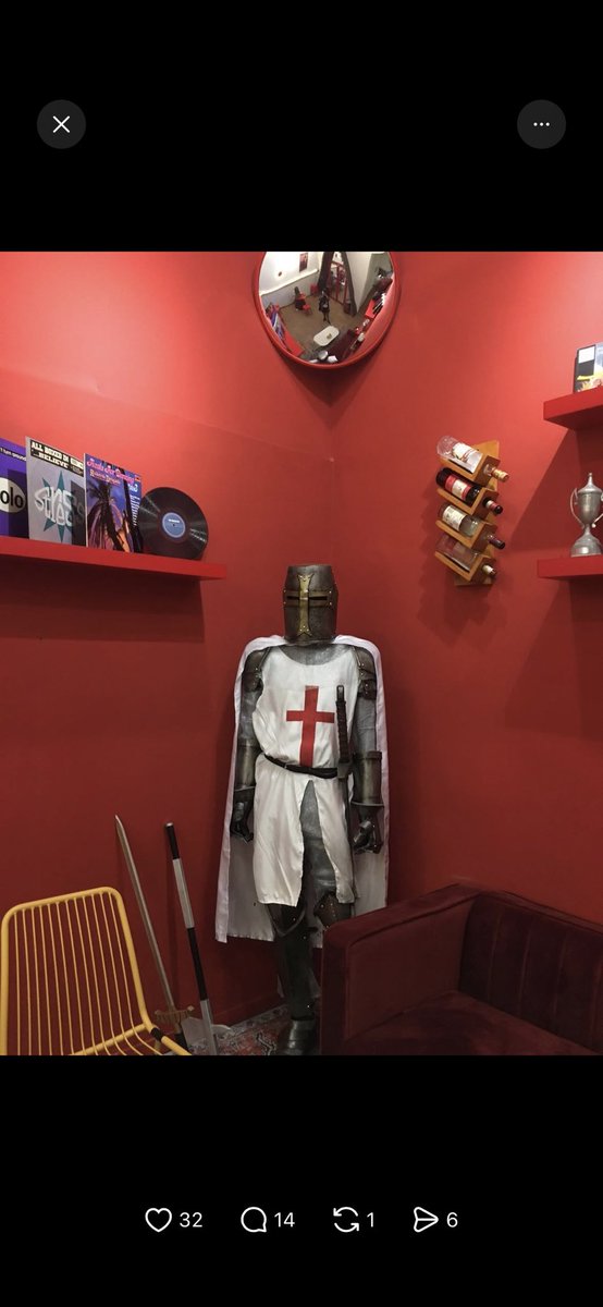 alsjournall's tweet photo. WOI YANG BENER AJA 

Tavern nya Henry pindah ke Semarang 😭 https://t.co/GP9pev0y9A