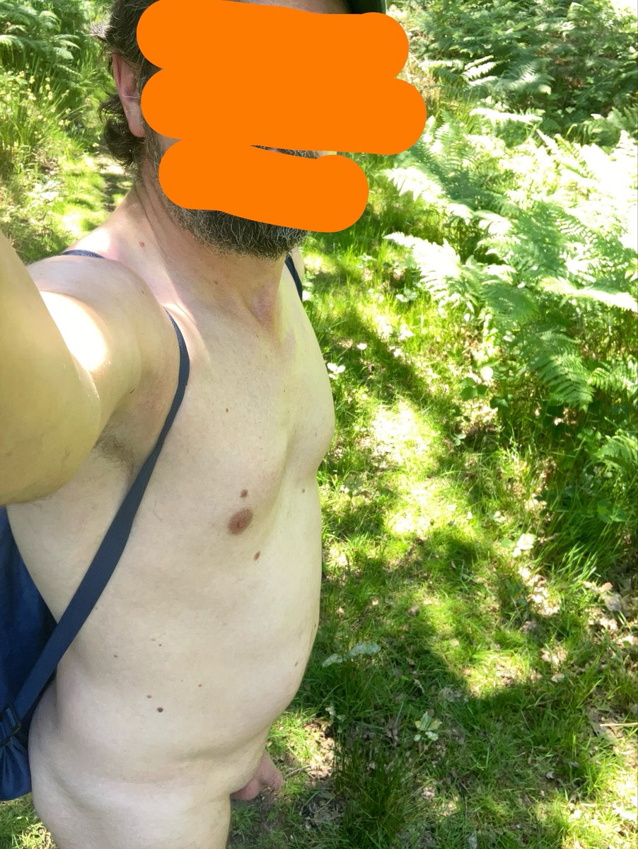 AttireInvisible's tweet photo. Gorgeous out enjoying the sun 

#NormaliseNaturism #NormaliseNudity #nudist #nudity #nude #naked #nakedisnormal #nakedoutside #bodypositivity #nudism https://t.co/vdVNVz6LXp