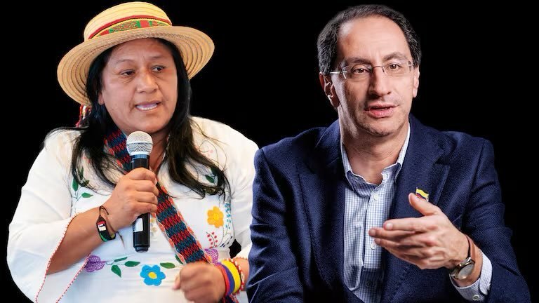 Pacientesco's tweet photo. #ElRelojCorre Faltan menos de 48 horas para las elecciones a la presidencia de Colombia 2026/ 2030, Uno de ellos @aida_quilcue @jrestrp será el Vicepresidente sin respuesta del café para hablar de salud. https://t.co/XPnuTOwVgA