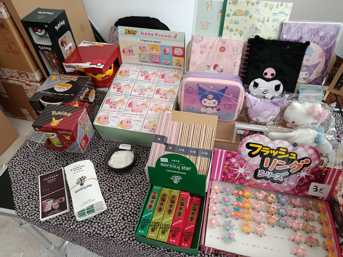 HanairoD6523's tweet photo. Unser zweiter Tisch für den Tag der offenen Tür ist fertig vorbereitet! 🎉

https://t.co/ZkD9s1K24E https://t.co/0dbZPiuKKW