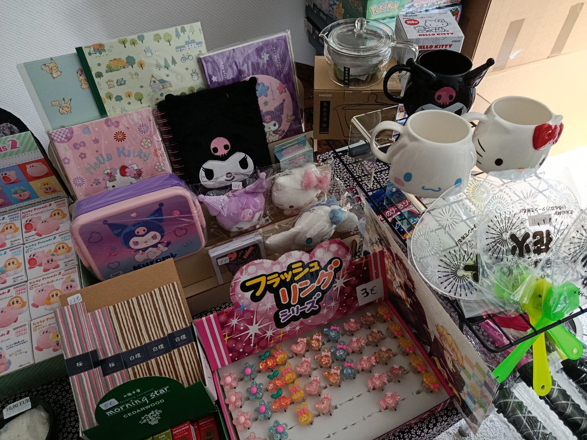 HanairoD6523's tweet photo. Unser zweiter Tisch für den Tag der offenen Tür ist fertig vorbereitet! 🎉

https://t.co/ZkD9s1K24E https://t.co/0dbZPiuKKW