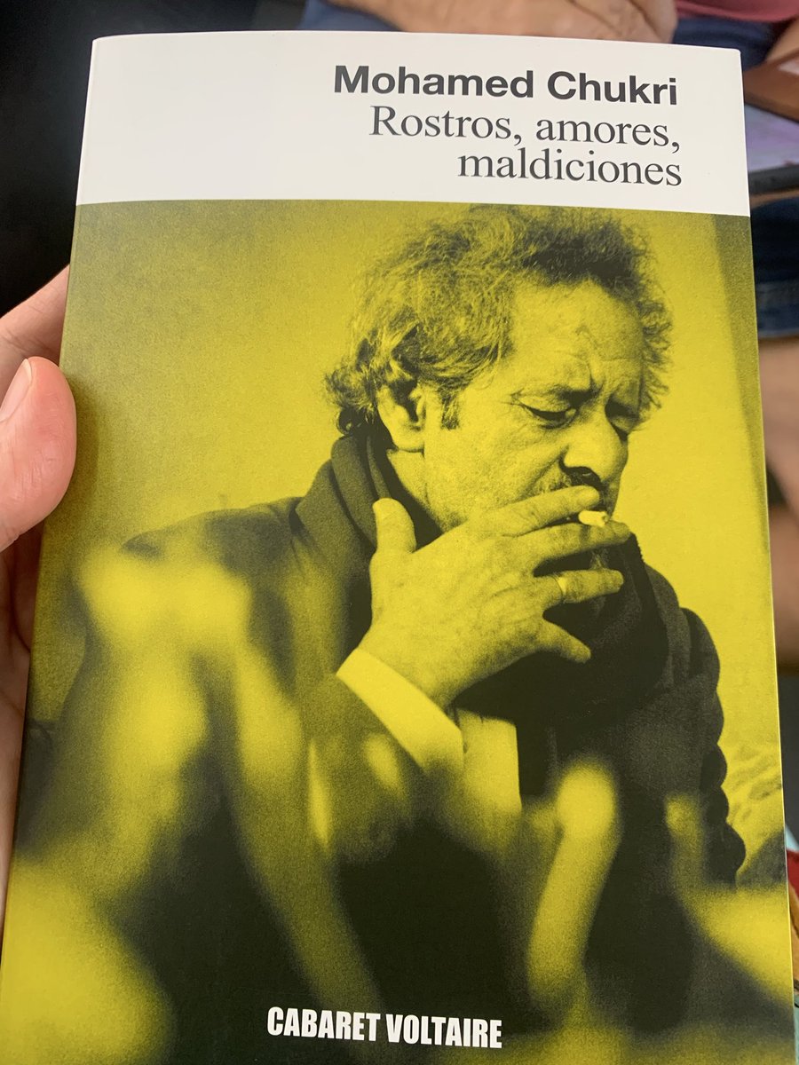claramolerop's tweet photo. Gracias a mi hada madrina @Carolin21692695 cierro la trilogía del gran Chukri. Después de casi un año, lo tengo en mi poder. Siempre en @soydelacuesta https://t.co/rPhucM1xgB