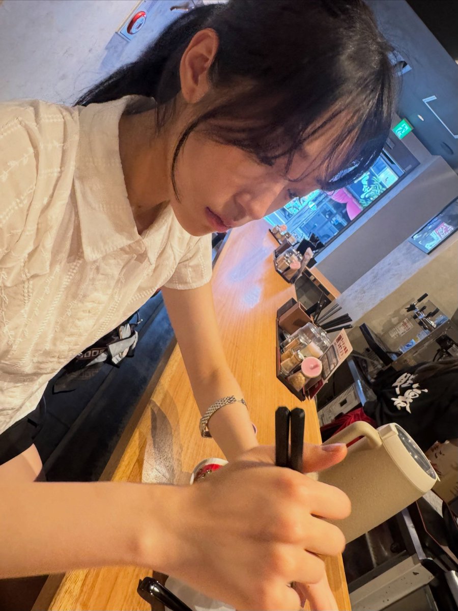 rphyoonseo's tweet photo. https://t.co/VE8LJ8rMkC