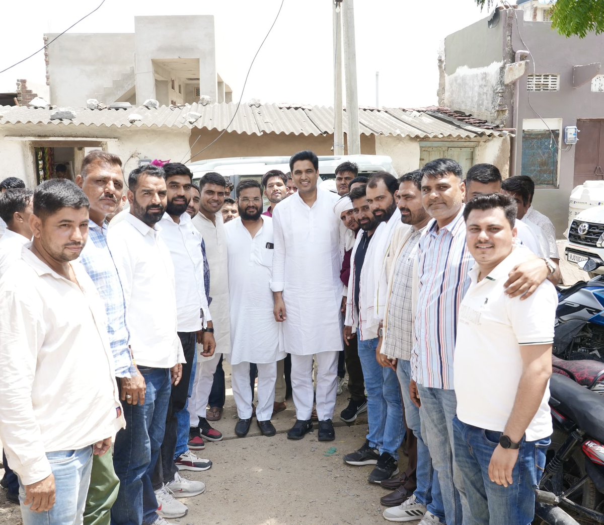 DrVikasAjmer's tweet photo. आज भीलवाड़ा जिले की आसीन्द विधानसभा क्षेत्र के ग्राम भादवो की कोटड़ी में श्री उमराव जी, भाई रामराज गोदारा जी के परिवार में आयोजित कार्यक्रम में शामिल हुआ।

इस दौरान कांग्रेस नेता श्री वाजिद खान चीता जी, शाहपुरा प्रधान प्रतिनिधि श्री धर्मराज जाट, जिला परिषद सदस्य प्रतिनिधि रामदयाल जी (RD), श्री कैलाश डुंडी जी, श्री नारायण लाम्बा जी, एडवोकेट परमेश्वर बाना जी, सरपंच हरिराम जी, श्री सत्यनारायण दूँगा बालापूरा, सुरेश मामा सराणा, राकेश डिया जी, राजेंद्र ताखर जी, भाई सुरेश, सुरेंद्र जी, भाई राजू किशनपुरा, ब्रह्मा राम जी बहादुरपुरा सहित साथी गण उपस्थित रहे।