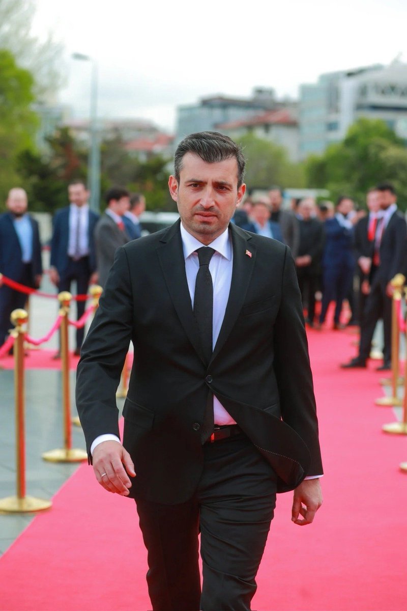 ajansJargon's tweet photo. Baykar, Türkiye'de eğitim gören Filistinli öğrencilere tüm eğitim, barınma ve seyahat masraflarını karşılayan burs verecek. https://t.co/sL0iiHlUc4