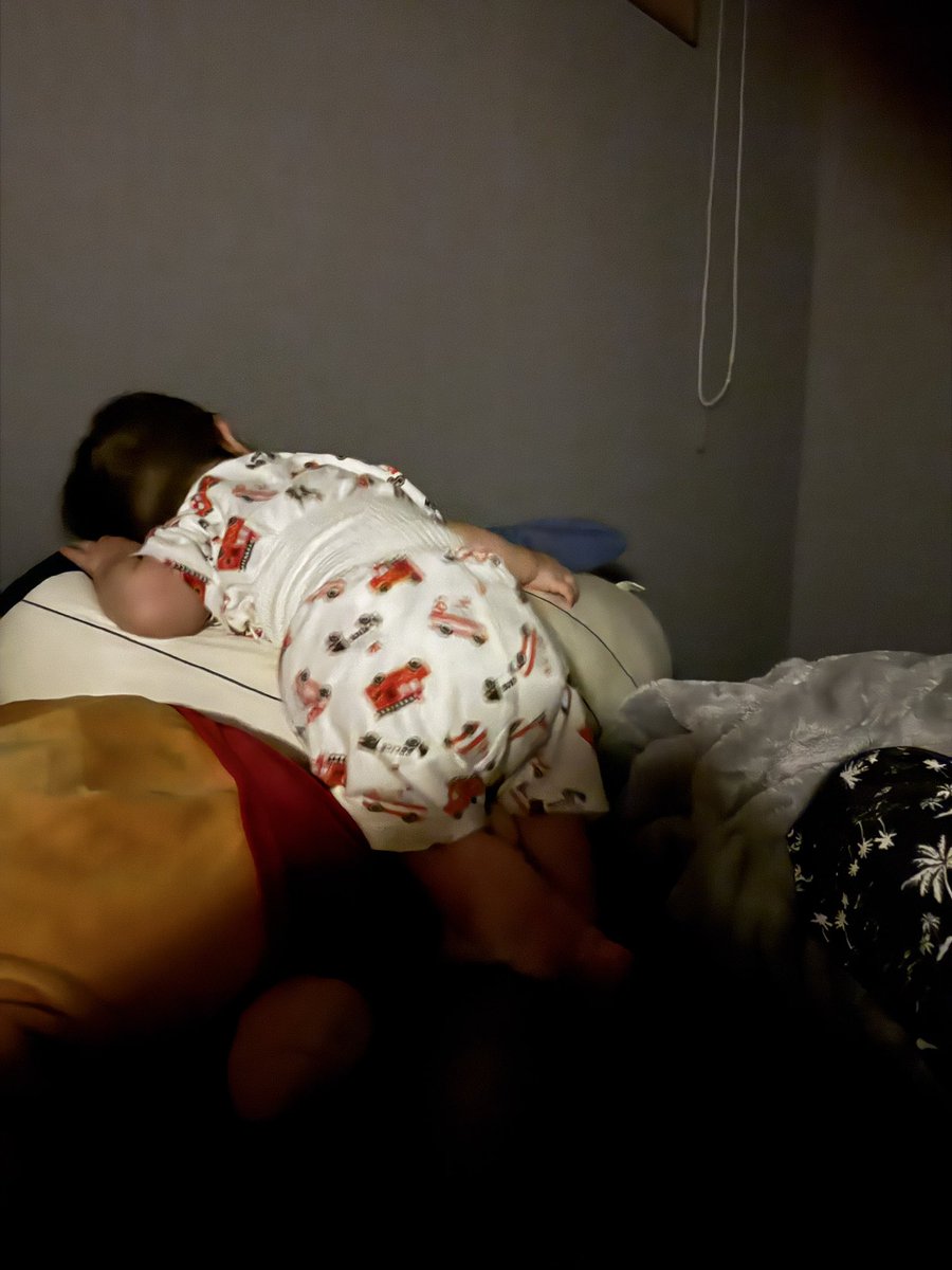 ponpex828's tweet photo. それでは寝れぬだろう、息子よ。 https://t.co/CmesR09LiX