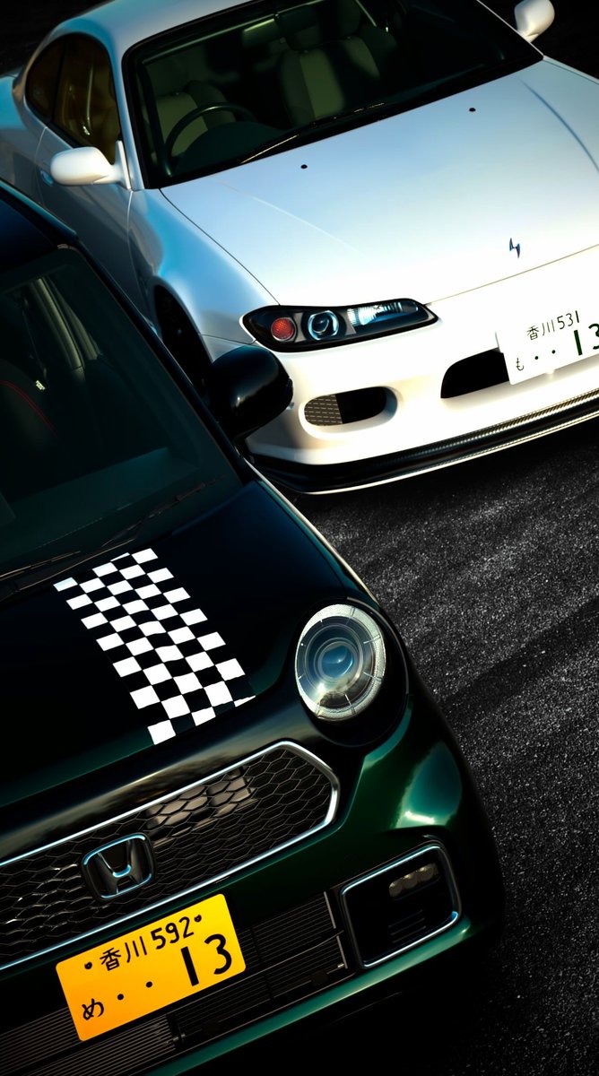 MO2UHO's tweet photo. ←ゲーム
　　  リアル→
構図がズレて まちまち…
＃愛車
#GT7 https://t.co/zoON0Az1da