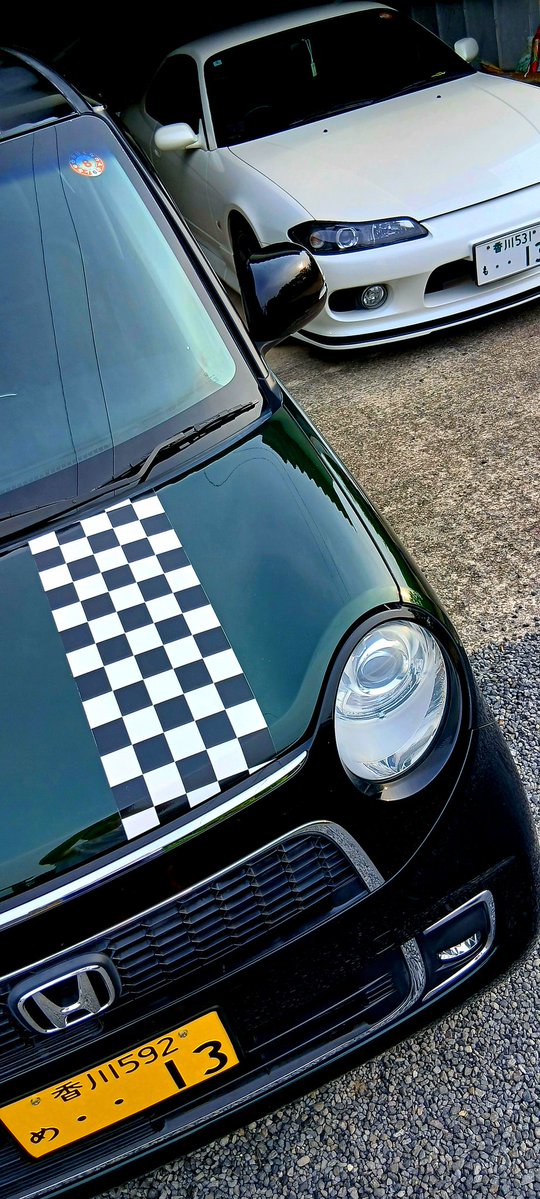 MO2UHO's tweet photo. ←ゲーム
　　  リアル→
構図がズレて まちまち…
＃愛車
#GT7 https://t.co/zoON0Az1da