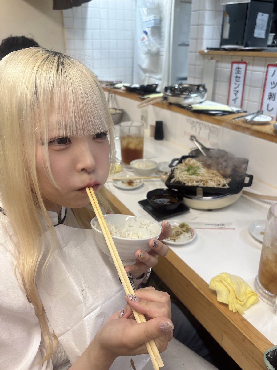 osakanaoishiii3's tweet photo. 神の食べ物 https://t.co/h61KJ3kL4I