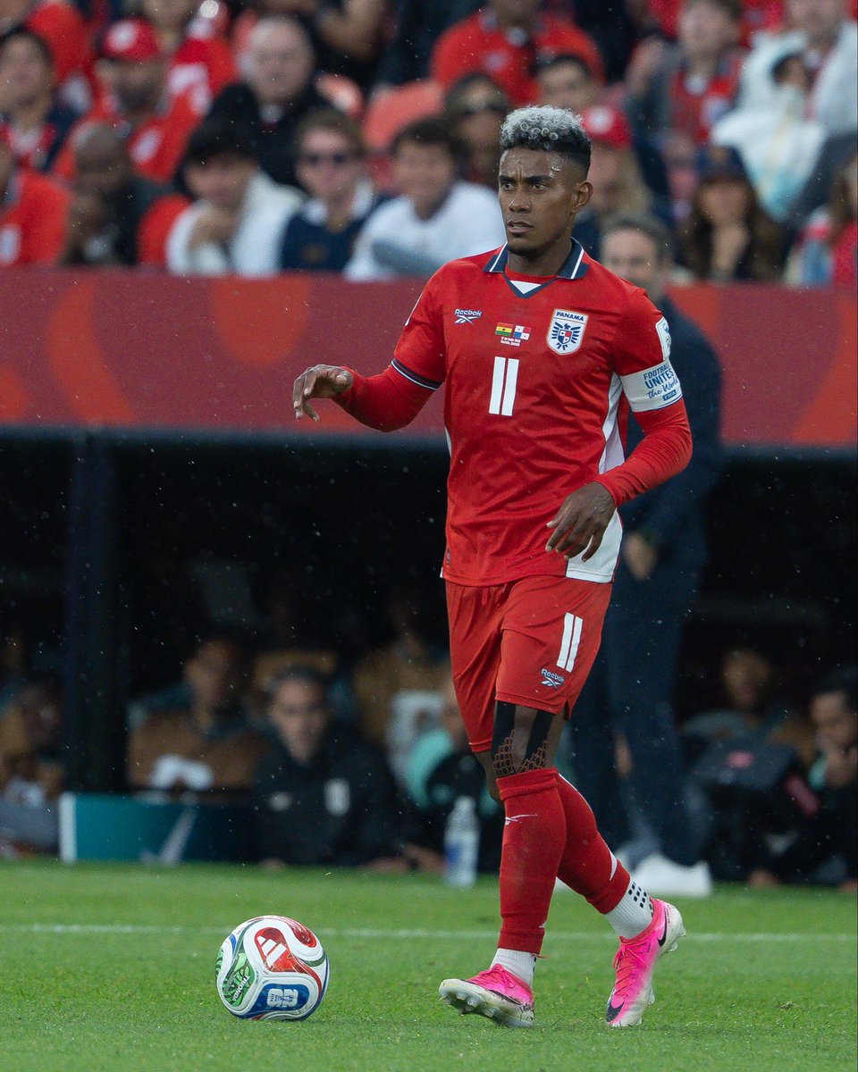 yoelbar23's tweet photo. Orgulloso de esta selección y de representar una vez más a mi Panamá en un mundial… Gracias mi Dios ❤️🙏🏾
Juntos pelearemos hasta el final!! 
#Fé #mundial2026🇨🇦🇺🇸🇲🇽 #Diostienelaultimapalabra #licharyguerrear⚔️🛡️ #VAMOSPANAMA🇵🇦 https://t.co/JlGTcVQud7