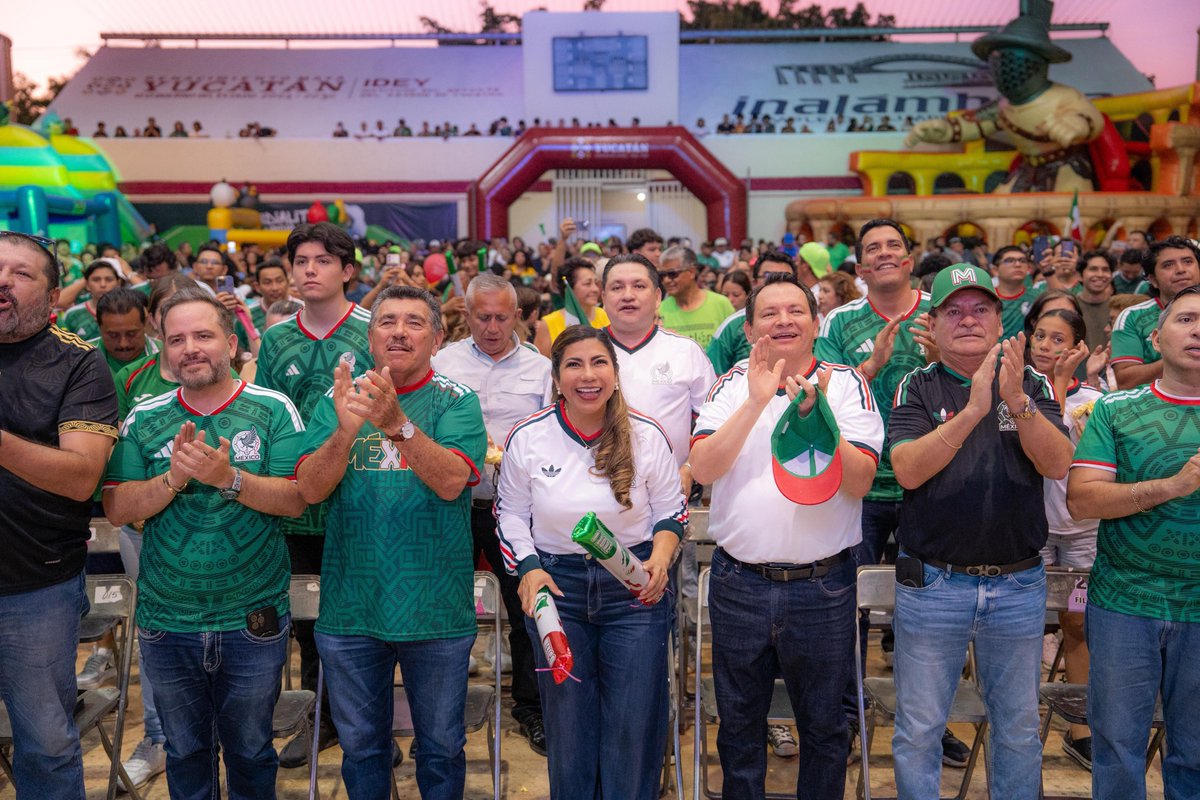 FormalPrision's tweet photo. Más de 12 mil personas vibran en Zonas Fan Yucatán
_El gobernador Joaquín Díaz Mena encabezó en la Unidad Deportiva Inalámbrica, en Mérida, la convivencia de las Zonas Fan Yucatán durante la transmisión del triunfo de la Selección Mexicana sobre Corea del Sur https://t.co/iyl0cKtf5D