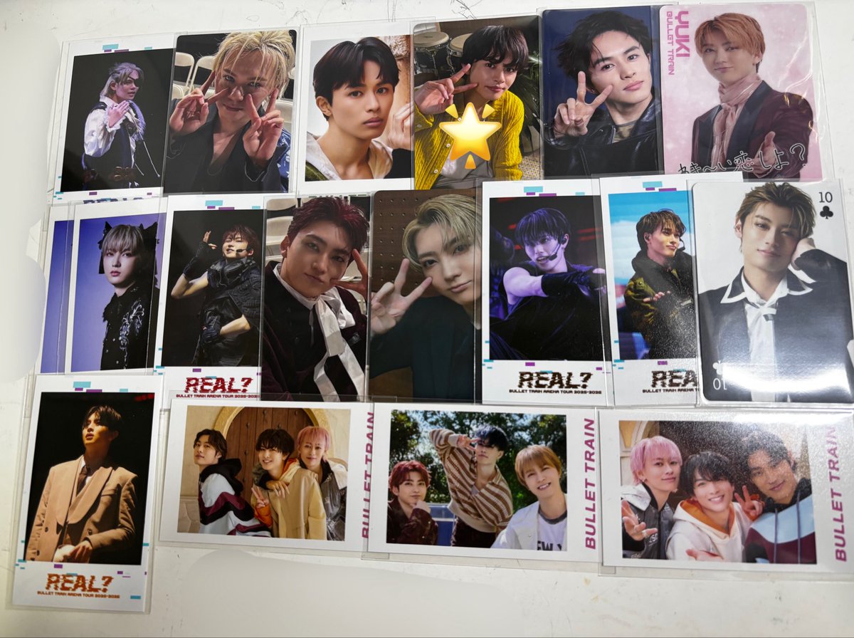 gdzya4's tweet photo. 超特急 グッズ お譲り致します！

譲:写真のもの(カイ、タクヤ、ユーキ、タカシ、マサヒロ、アロハ、ハル)
求:買取＞＞＞未所持タクヤグッズ(🌟が付いているものはお値段ご提示ください)

値段は1枚目ALTにて記載(早めに手放したいのでほとんど定価以下)

 #超特急譲  #超特急求  #超特急交換 https://t.co/5fXaZIdJtO