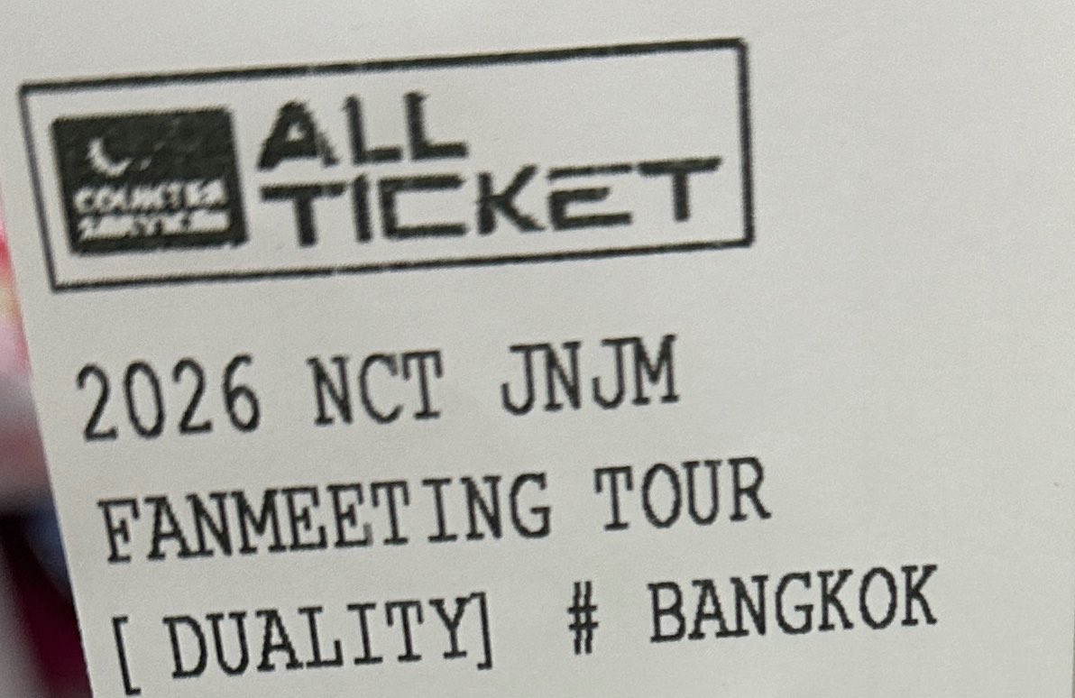 remermarkram's tweet photo. ฝนตกน้ำท่วม กุลุยน้ำไปจ่ายตังบัตรแฟนมีทที่เซเว่น คือถ้าไม่เปนติ่ง คงไม่ได้ทำอะไรแบบนร้ จิงๆ5555555555555555555455555555444 https://t.co/rIB1tkFcSS