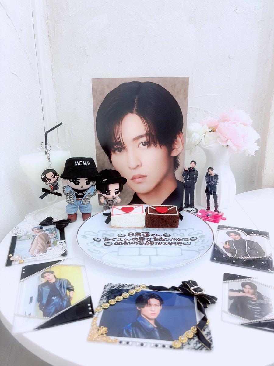 madochin0422's tweet photo. 可愛いの大渋滞💌🖤🤍
硬質ケースはお馴染みの
えんちゃん作💛🩷(@P_le_co )
ラウ友ﾁｬﾝとオソロだらけ🤍🖤
あ～～～癒されるぅ～～～♡ https://t.co/iCkSJsWkjn