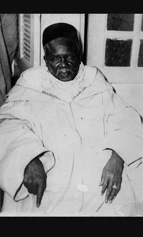 CoskasMbao's tweet photo. Bokk na si gatt khel teudeu ba khadieu goudi gueinte yewou fadiar di ko netali 

Serigne Babacar SY RTA https://t.co/o77Mx1lCV8