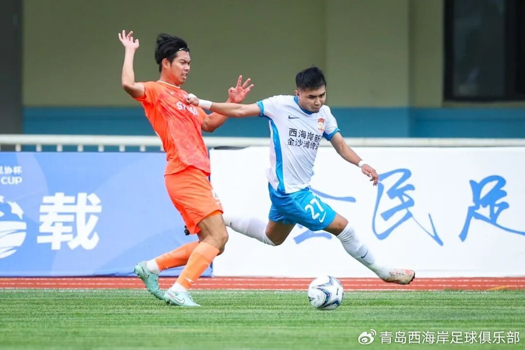 HotpotFootball's tweet photo. Qingdao West Coast, a CSL team without foreign players, defeated China League Two team Shanxi Chongde Ronghai 5-4 away in the 4th round of #CFACup via penalties shootout. Afrden Asqer opened the scoring for West Coast with a penalty, but Wang Peng scored an own goal to equalize. https://t.co/djEuxzKFc8