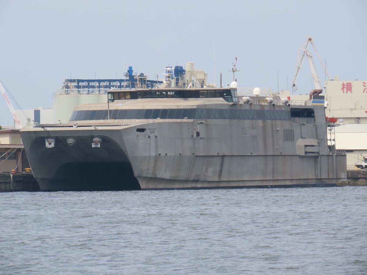 shark_ishi's tweet photo. 高速輸送艦「グアム」(USNS Guam , T-HST-1)
元々はハワイのオアフ島とマウイ島を結ぶ民間高速フェリー「フアカイ」として建造されたが、就役前に会社が倒産した結果 姉妹船「アラカイ」と共に米海軍に買い取られた。 https://t.co/Tox7Y3ajOl