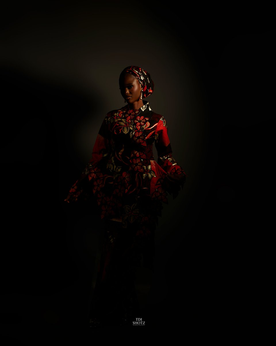 Dharmmylee1's tweet photo. Redefining every moment with MINISTER OF GOOD PHOTOGRAPH synchronize emotions and Artistic expression that fade not📸

REACHABLES
📸 •|Instagram,FB &amp; TikTok @tdj_shotz
☎️ •|08159207062
📧 •|taiwodamilolajames@gmail.com
📍 •|Abuja,Ibadan 🇳🇬
#ministerofgoodphotograph #tdjshotz https://t.co/K3QxUJWX6W