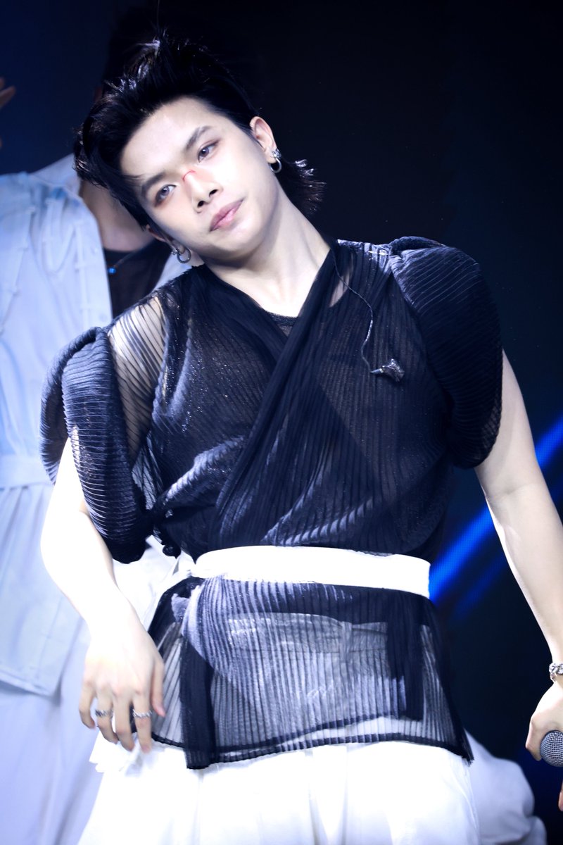 HienStellar_'s tweet photo. 18062026 | VIETNAM INTERNATIONAL FASHION WEEK
UPRIZE BEX CƯỜNG BẠCH STAGE
#UPRIZE #UPRIZEBEXCUONGBACH #CUONGBACH #UPRIZEBEX https://t.co/4IUVIu0dOC