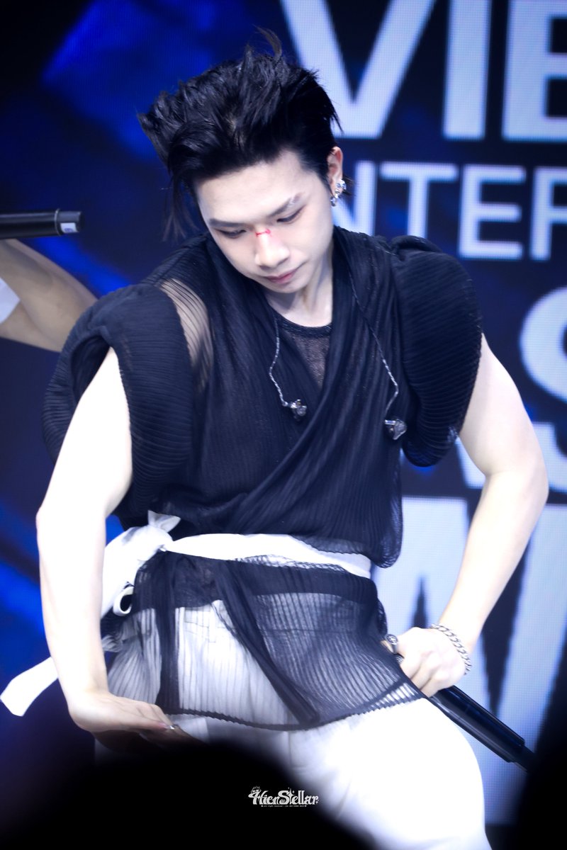 HienStellar_'s tweet photo. 18062026 | VIETNAM INTERNATIONAL FASHION WEEK
UPRIZE BEX CƯỜNG BẠCH STAGE
#UPRIZE #UPRIZEBEXCUONGBACH #CUONGBACH #UPRIZEBEX https://t.co/4IUVIu0dOC