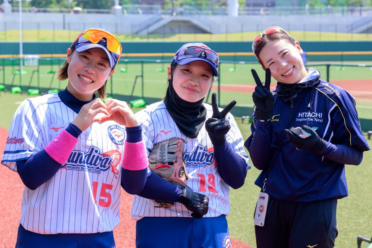 11Misya's tweet photo. #JDリーグ 第10節🤝

前半戦最終節。

「♩何が君の幸せ
何をして喜ぶ
わからないまま終わる
そんなのはいやだ！🥊」

大好きなソフトボールが出来る幸せをしっかり噛み締め、存分に楽しもう！❤️‍🔥

応援お願いします‼︎🙇‍♀️

↓ Live配信✅📽️
💎 https://t.co/SrB8ISfF0p

#日立サンディーバ
#チーム愛 https://t.co/GaV43058OY