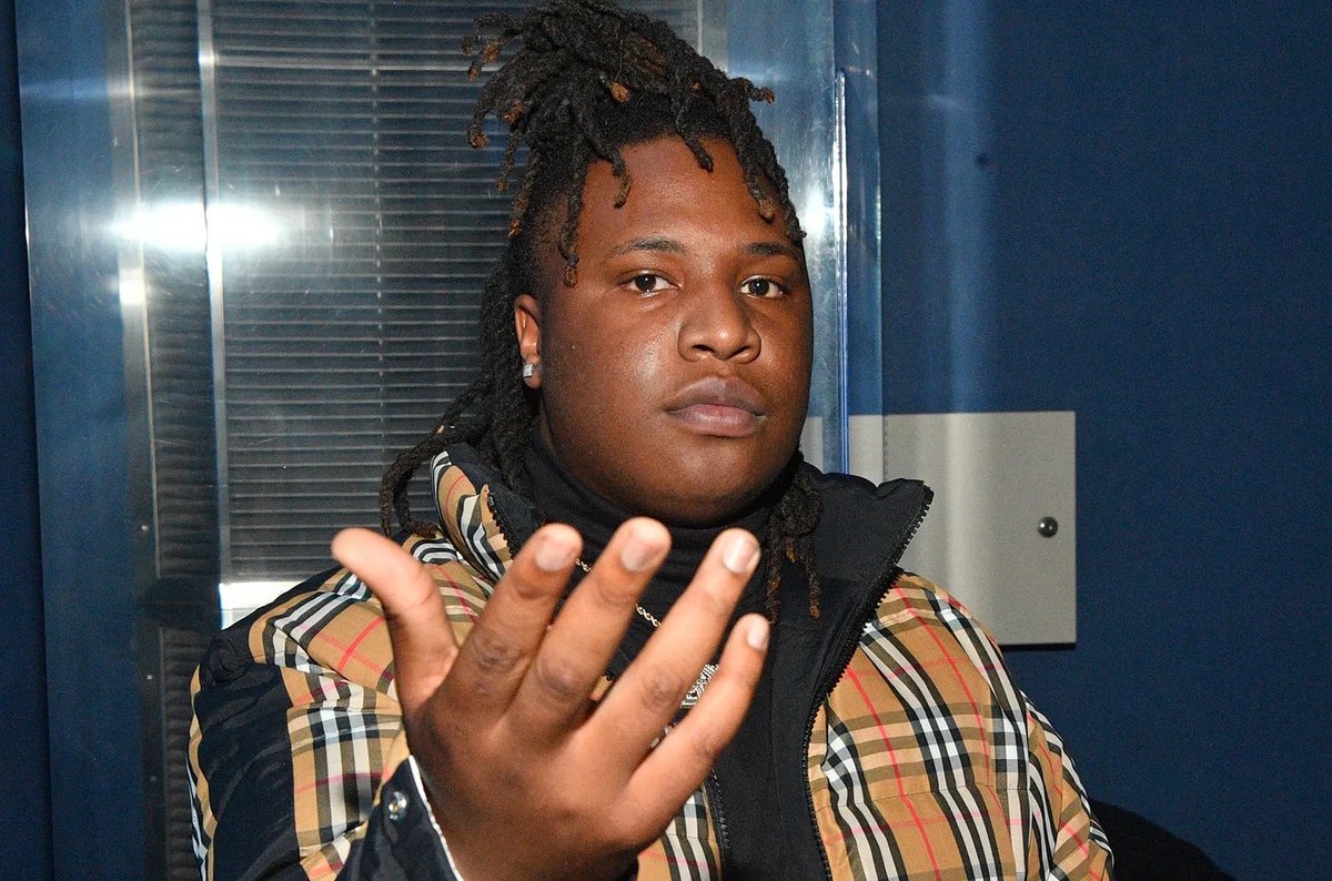 thebeetsound's tweet photo. At 23, Tay Keith became a Grammy-nominated producer for his work on Travis Scott’s ‘Sicko Mode,’ which led him to work with more stars like Cardi B, Eminem, Beyonce and many more.
He also had other awards such as BMI’s producer of the year. https://t.co/ew9BHicg9Q