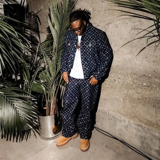 thebeetsound's tweet photo. At 23, Tay Keith became a Grammy-nominated producer for his work on Travis Scott’s ‘Sicko Mode,’ which led him to work with more stars like Cardi B, Eminem, Beyonce and many more.
He also had other awards such as BMI’s producer of the year. https://t.co/ew9BHicg9Q