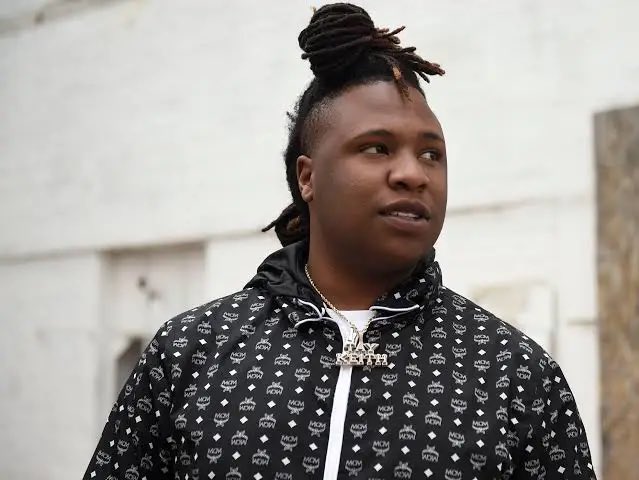 thebeetsound's tweet photo. At 23, Tay Keith became a Grammy-nominated producer for his work on Travis Scott’s ‘Sicko Mode,’ which led him to work with more stars like Cardi B, Eminem, Beyonce and many more.
He also had other awards such as BMI’s producer of the year. https://t.co/ew9BHicg9Q