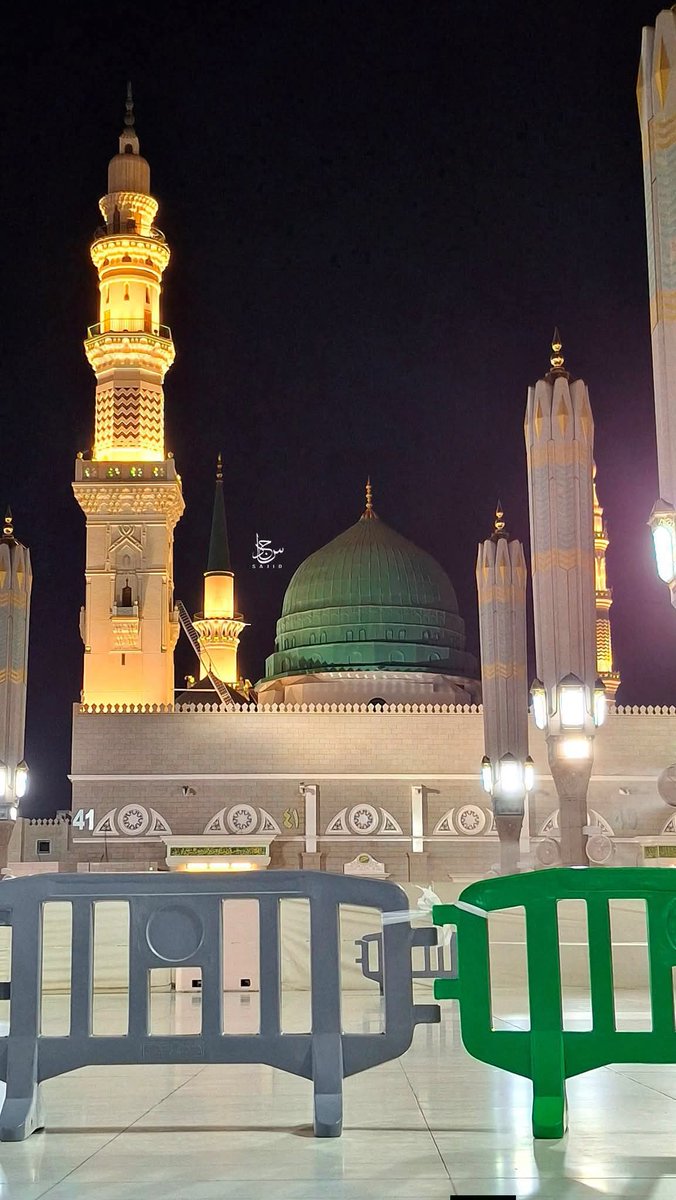 Ummain_1's tweet photo. جاگوں تو صرف آپ ﷺ کے خیالوں میں گم رہوں
سوجاؤں تو فقط رخِ آقاﷺ دکھائی دے
      #ummain_1~>™✓🌸 https://t.co/7LYdT5C5bM