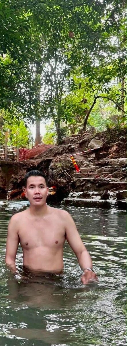 SrawitP's tweet photo. หุ่นไม่น่าหรอครับ https://t.co/x4HDdYIsp2