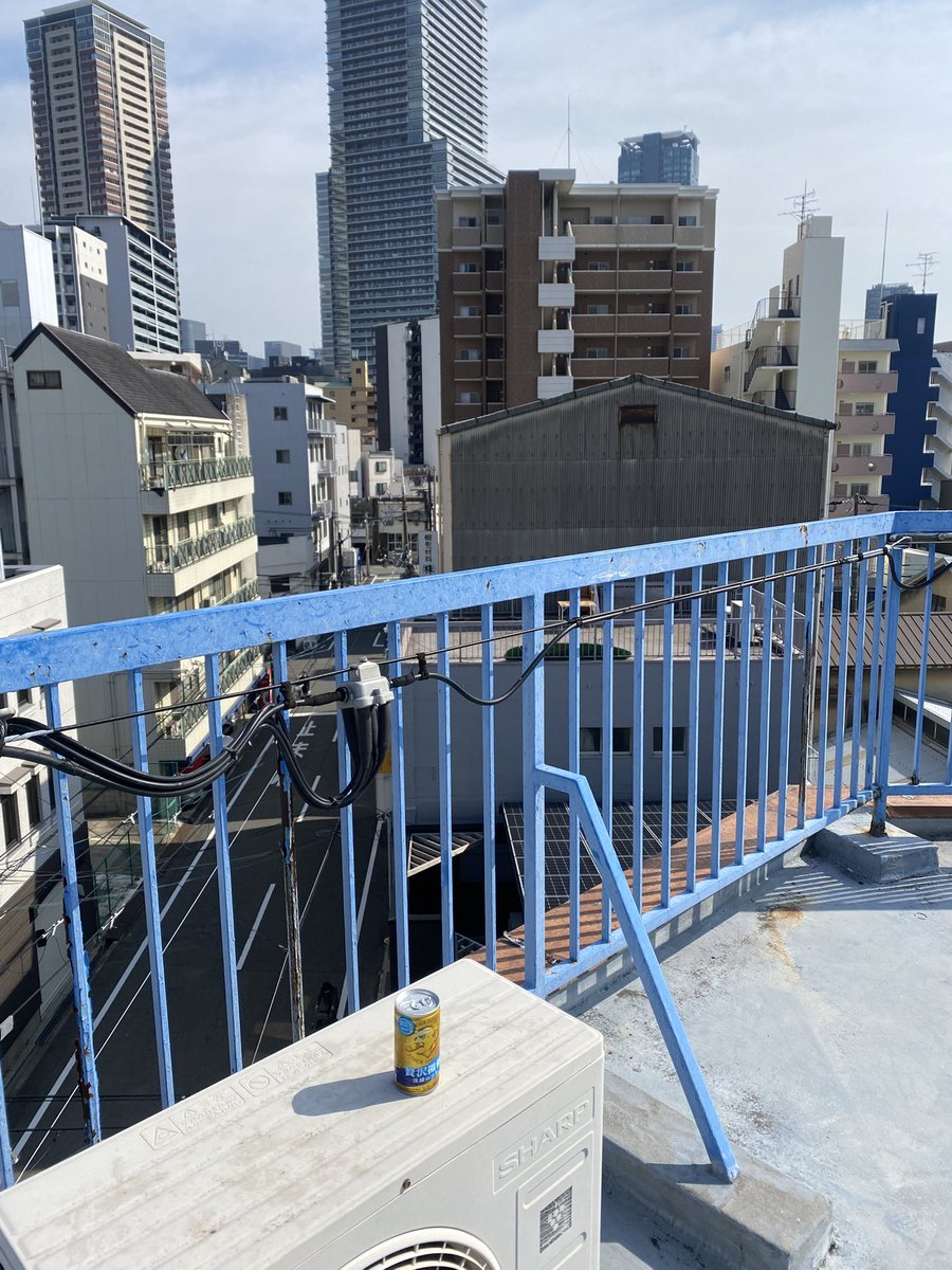 kei790's tweet photo. アートワークに打ち込みながら関連の事務作業や業者さんとの対応を進めていたらあっという間に1週間過ぎて今日誕生日だということをLINEで気づきました。

たまにはみんな祝ってくれやー！ https://t.co/JL6JPNDaKx