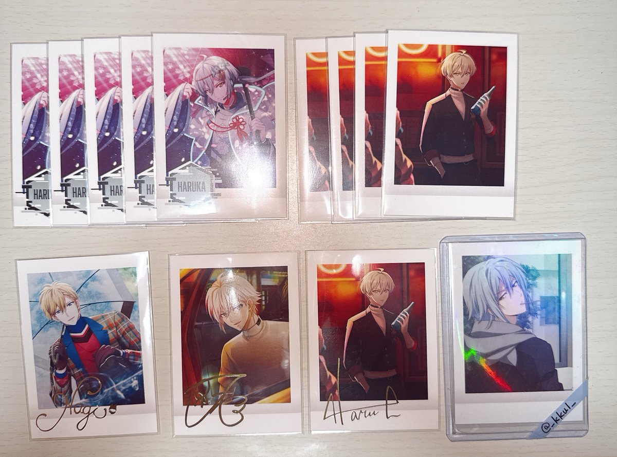 _kkul_'s tweet photo. 【交換譲渡】 アイナナ ぱしゃこれ

譲 ▶ 三月 ナギ 龍之介 悠 
        箔 : ナギ 天 悠 

求 ▷環 又は 定価+送料

✽箔は求めておりません
✽譲渡はキャラ毎のみ
✽交換譲渡優劣なし

お気軽にお声掛けください🍀*゜ https://t.co/JUUW09b4k5