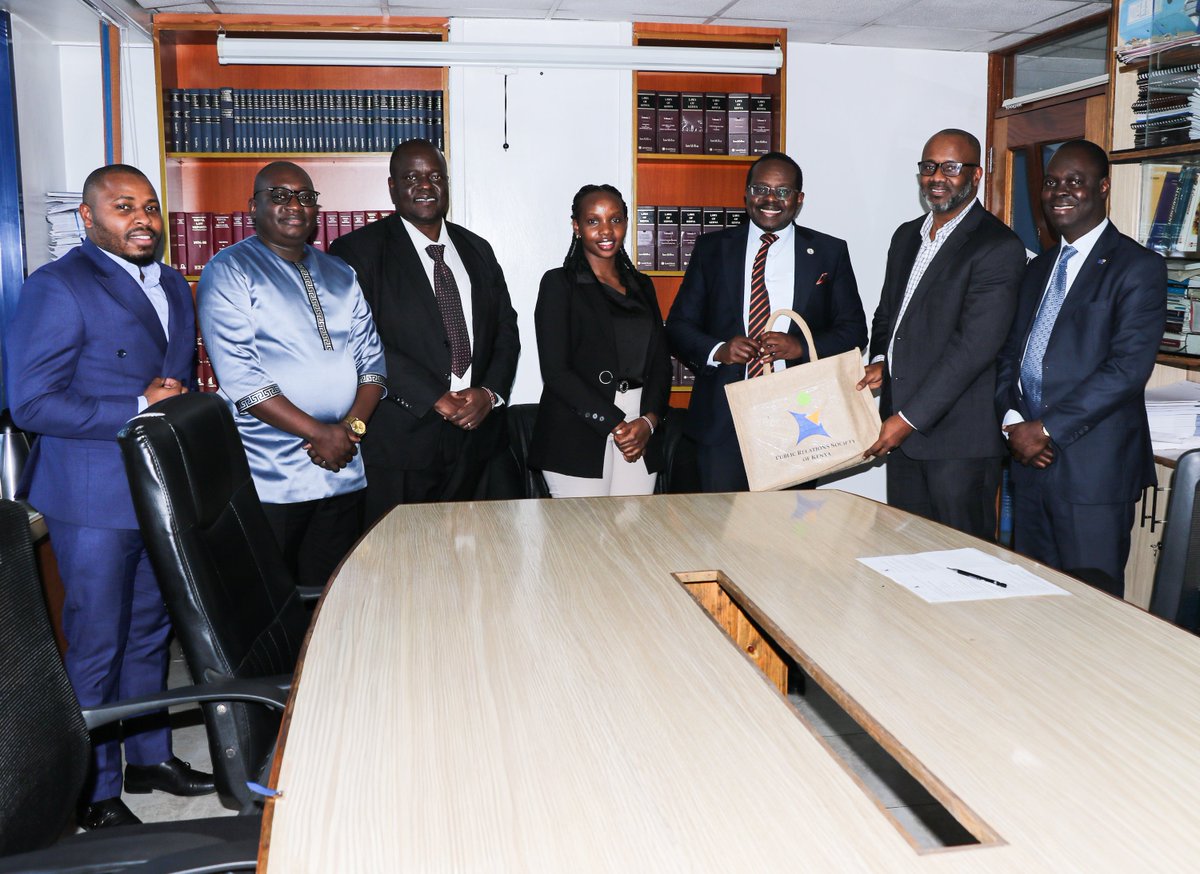 prskkenya's tweet photo. Yesterday, PRSK Council engaged the @lawsocietykenya President @ckanjama on strengthening collaboration between law and communication.

The discussions focused on joint CPD programmes, capacity building and knowledge sharing in areas such as advocate–client communication, public https://t.co/9E9iqH4B02