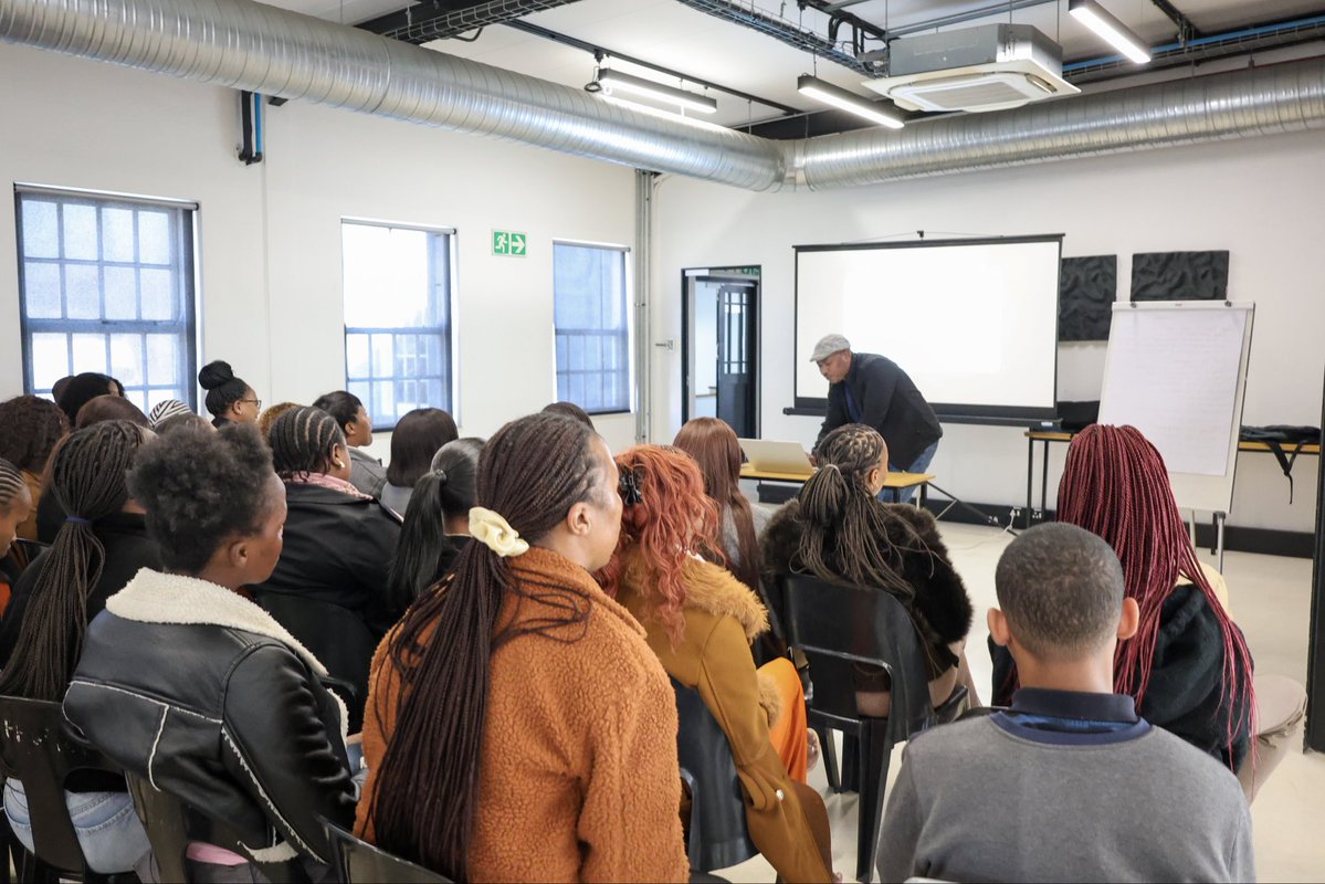 ZltoRewards's tweet photo. We recently partnered with Amathuba Collective to onboard their particpants onto the P2P Programme.

Expanding access to skills, opportunities, and pathways to employment for young people.

#P2P #YouthDevelopment #YouthEmployment https://t.co/5HdgGkngm0