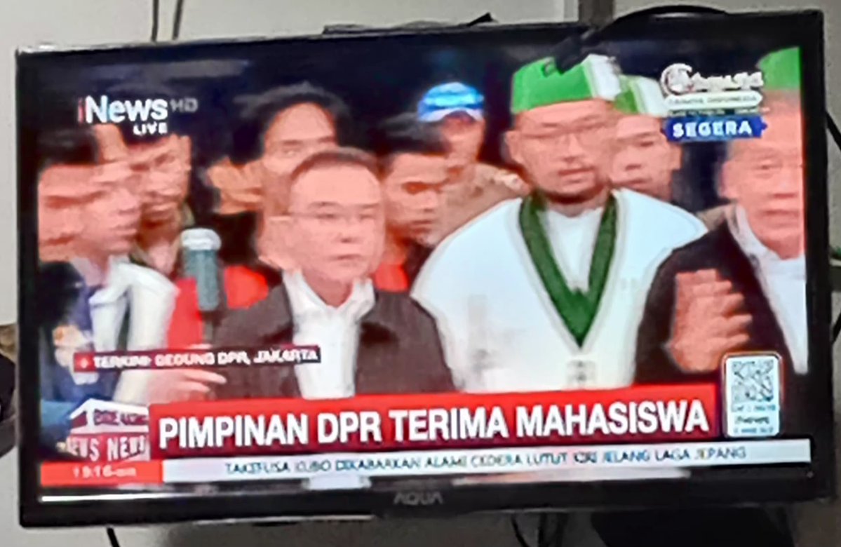 aries_widojoko's tweet photo. TV yang langsung live ; 
Kompas, NTV, Inews, Metro, BTV. https://t.co/xVBZjSP5kI
