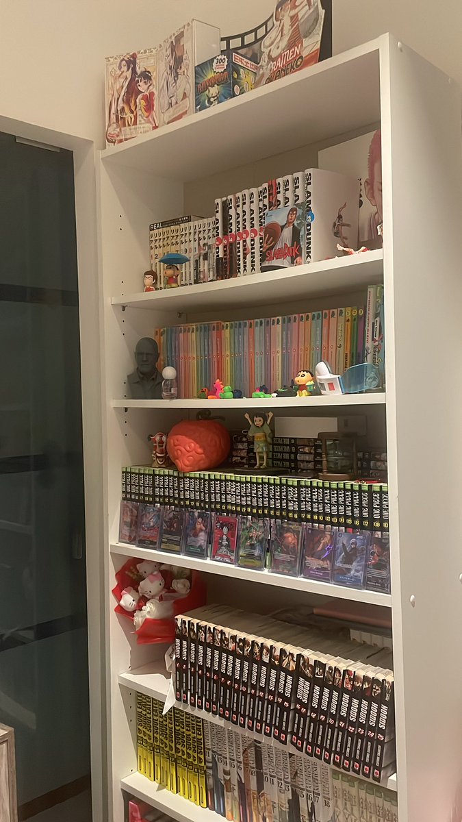Mil_Yabuki's tweet photo. Les gars j’me sépare d’une grande partie de ma collection sur vinted ( manga / artbook/figurines) si jamais ça peut vous intéresser allez faire un tour jmet des petits prix et n’hésitez pas à faire des offres ( RT apprécié )

https://t.co/IYz757A097 https://t.co/bVV49fHc1H