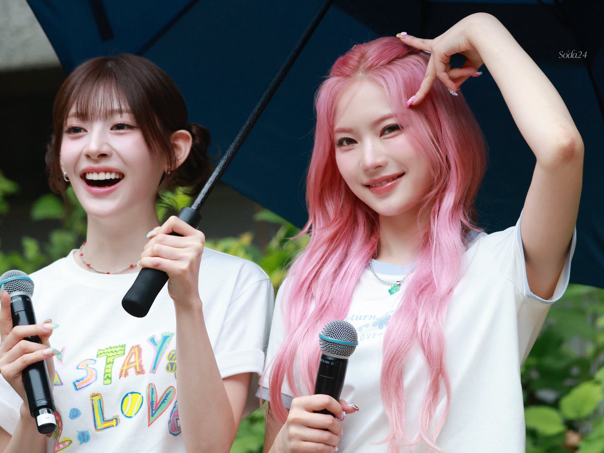 itsSoda24's tweet photo. 260619 guerrilla performance

핑크랑 귀여움은 찰떡！💗🩵

#아이사 #ISA #세은
#스테이씨  #STAYC #이사이사 https://t.co/gIfGE9FDd0