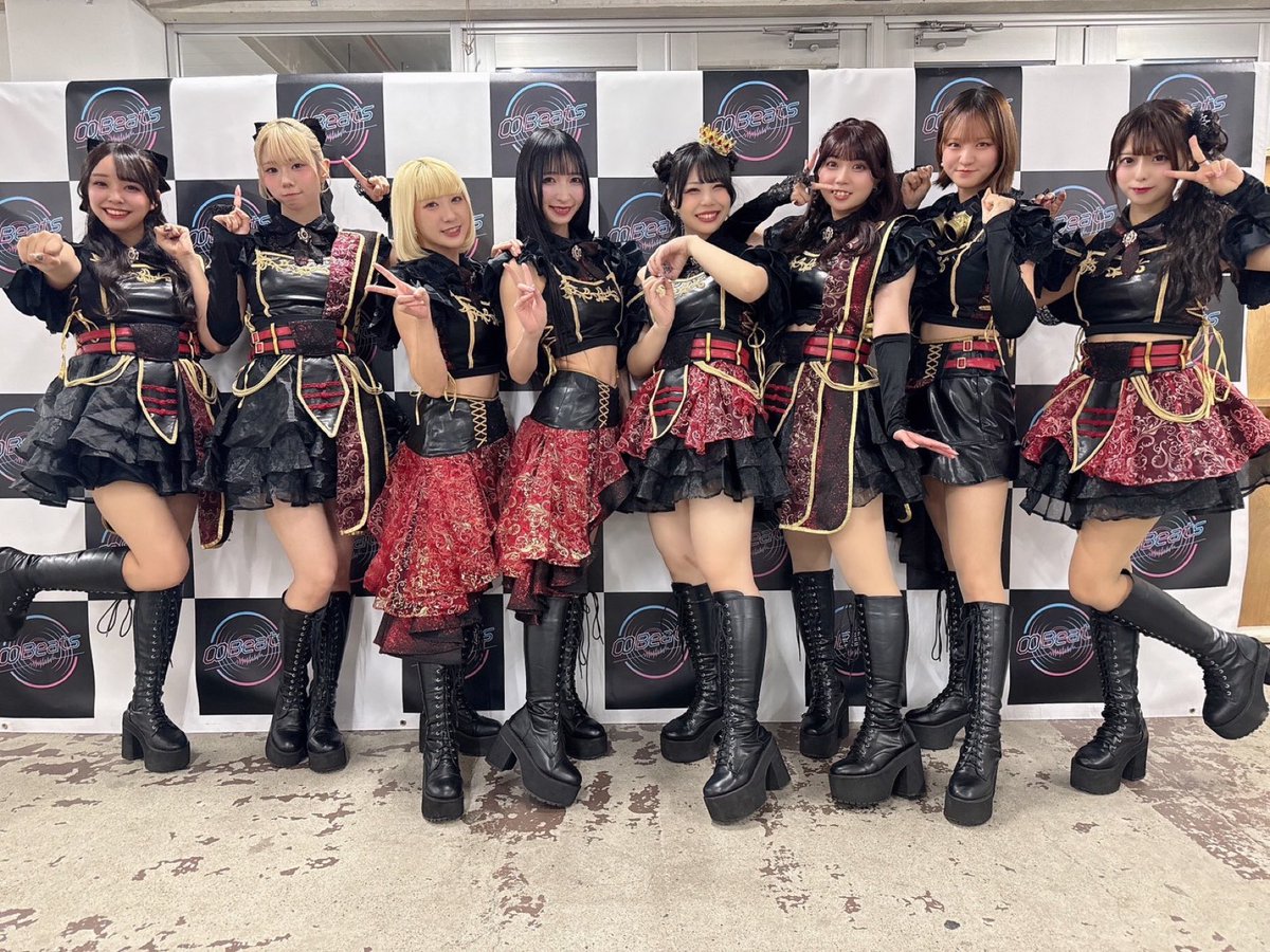 エイトビーツ初日ありがとうございました！ 平日感ないくらいｱﾁｱﾁで