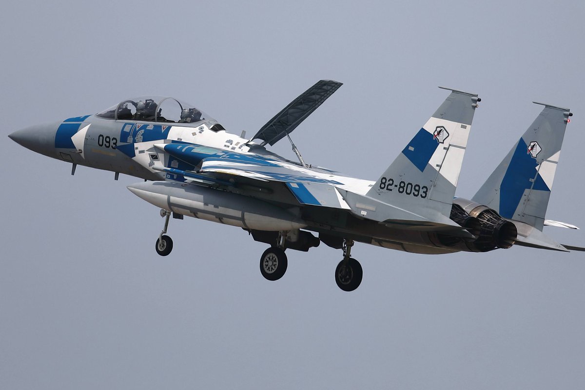 VMFA312's tweet photo. 2026.06.16 RJNK
火曜はアグレス狙いで小松へ！
爆捻りはしませんでしたが、色とりどりのF-15を撮影出来ました！
次はナイトの離陸を撮影したい😂 https://t.co/M6gEAhIn4J