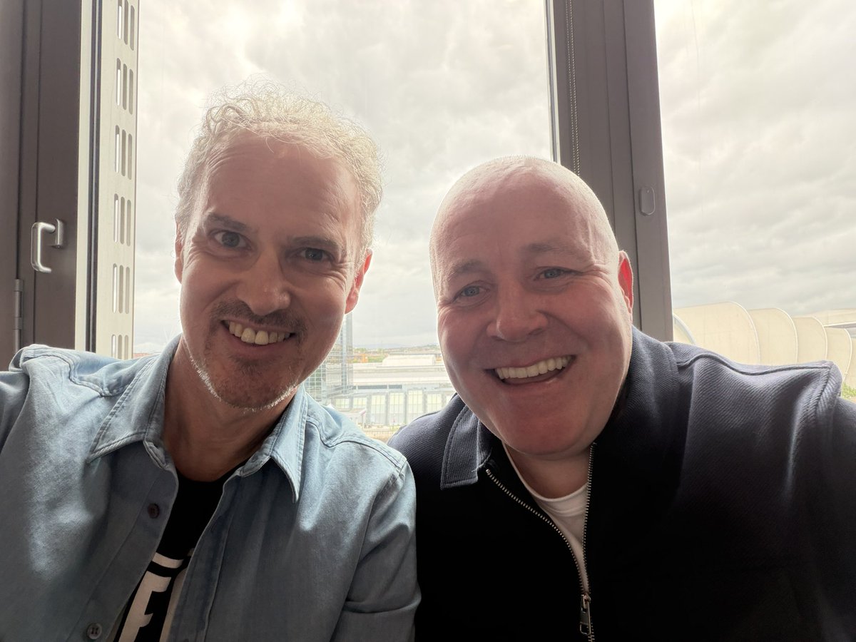 colinmacIntyre's tweet photo. Two snooker legends! (I wish…) Great meeting snooker legend &amp; all round top man (and fellow #Dallas obsessive) John Higgins 🎱 

Chattin snooker, Alex H &amp; #wehaveadream 🏴󠁧󠁢󠁳󠁣󠁴󠁿!
@colinmacIntyre  @mullhistorical
@realtamcowan  @Detroit67Book  @offtheballbbc @BBCRadioScot @bbcscotland https://t.co/4AJ0i6gTvf