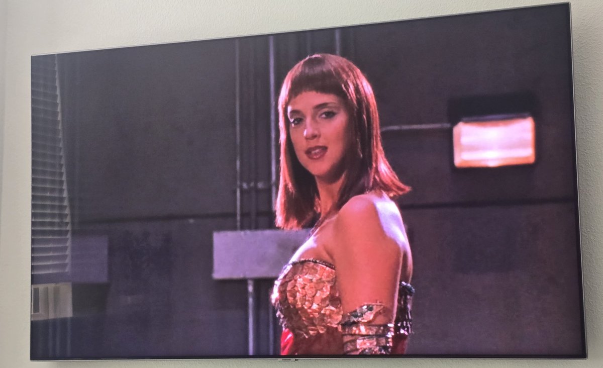 SuanneBraun tweet picture