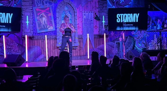 Stormy Daniels - 2 pic. Thank you, Dallas!! What a fantastic crowd! Next stops: OKC, Tulsa, Springfield, St Louis, Indianapolis, Ft. Wayne, Raleigh, DC, Seattle, Portland, Sunnyvale, Bakersfield, Burbank and San Diego! https://t.co/xH3tKS6x7U