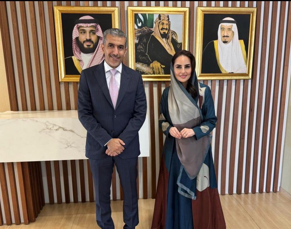 KSAEmbassyCY's tweet photo. #نيقوسيا |استقبل السفير في مقر السفارة سعادة الاستاذة/ ديمة بنت يحيى اليحيى الأمين العام لمنظمة التعاون الرقمي وذلك في إطار الزيارة الرسمية التي تقوم بها سعادتها لجمهورية قبرص ، وجرى خلال اللقاء بحث المواضيع ذات الاهتمام المشترك https://t.co/88fK8GaDCI