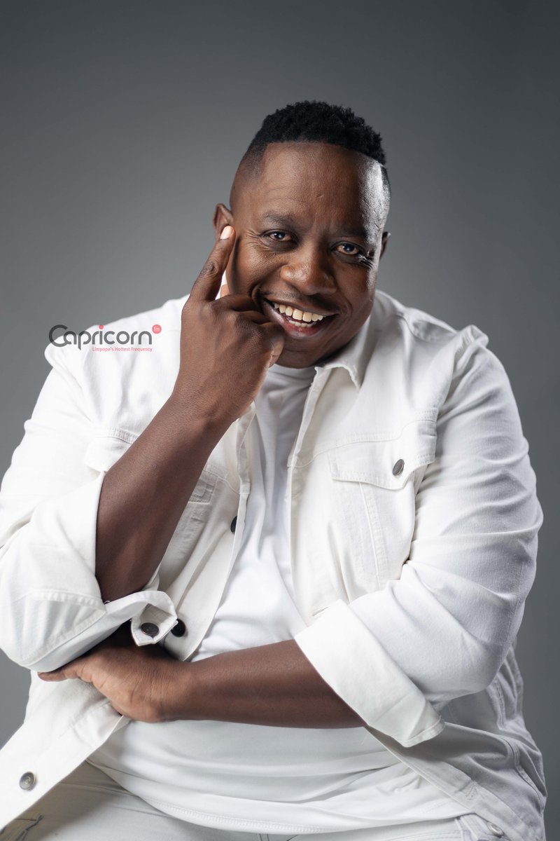 CapricornFM's tweet photo. Turn down the lights and turn up Limpopo's Hottest Frequency.

ON AIR | @MRBlackSA is guiding you through the evening with smooth music, heartfelt dedications and great company on the #CapricornExpress. https://t.co/VIEvelXi2F