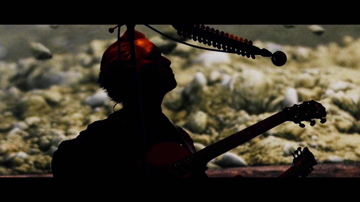 DIRENGREY_JP's tweet photo. 📺YouTube Premiering Now!!

DIR EN GREY LIVESTREAM 5 DAYS
-YouTube Exclusive Setlist by Members-
2026.06.19 [DAY1] 京

M07. カムイ

https://t.co/hCOGzB7Pps

#DIRENGREY5DAYS #MORTALDOWNER https://t.co/iqezBCqT8U