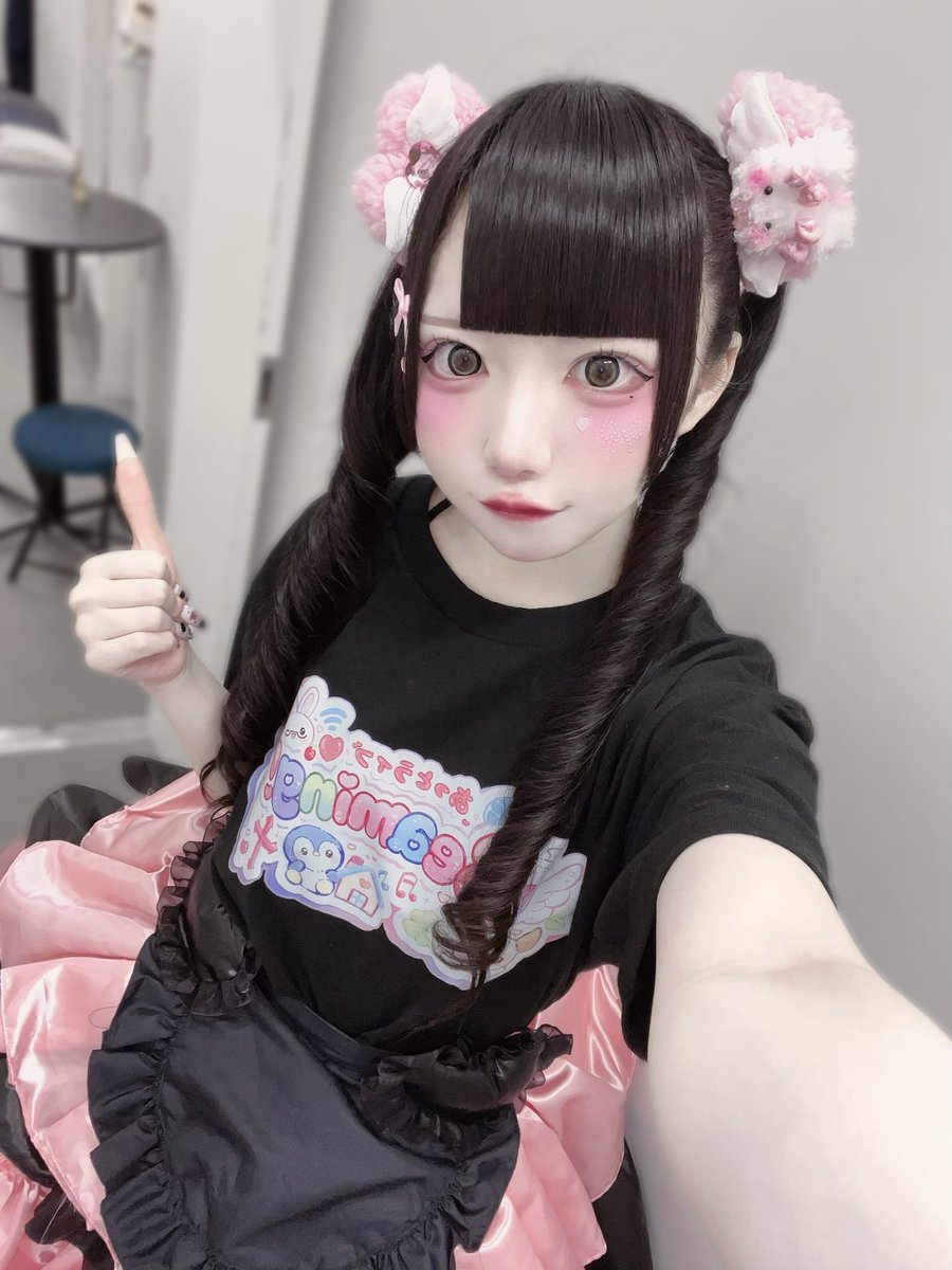 maid_chisato1's tweet photo. あっとライブBeaming! Vol.19🎤🩷
ありがとうございました(♡ >ω< ♡)👍🏻♩ https://t.co/LhWIOLbt09