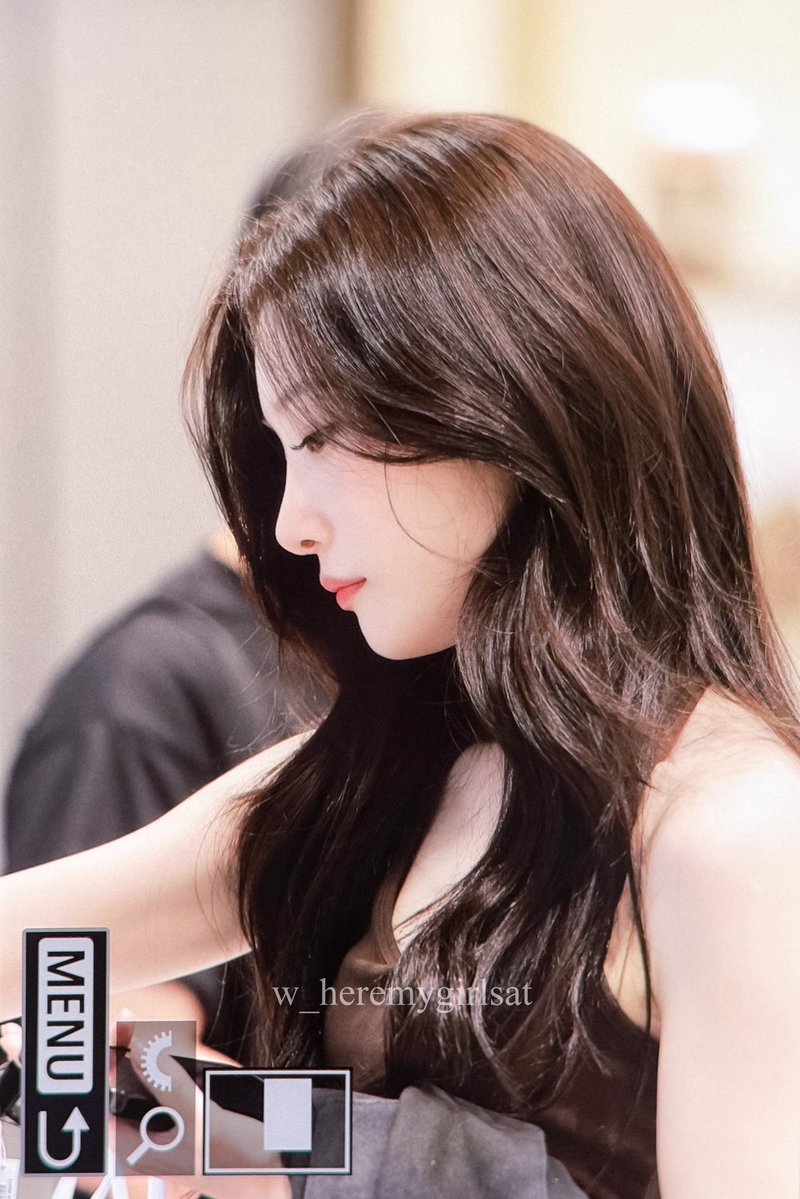 cxaenve's tweet photo. 옆태미녀콤♡ https://t.co/X29pZnHqwG
